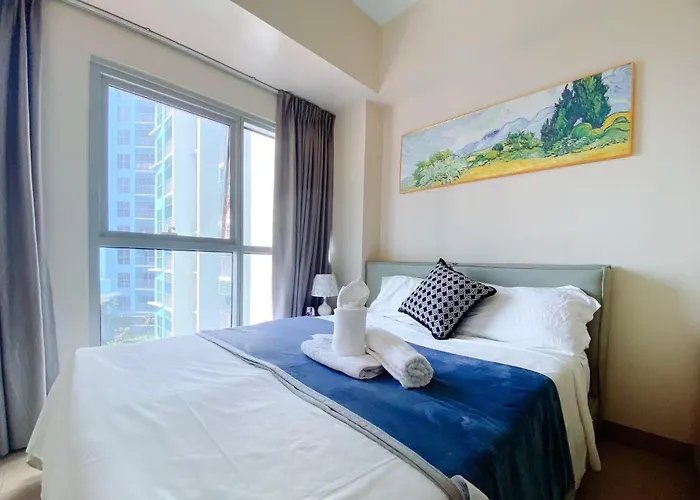 Spacious And Comfortable 3br, 2br, 1br Suitable Family Reunion Ii Seaview And Poolview Ii Next To Okada, Airport, Moa, Free Parking Apartment Manila