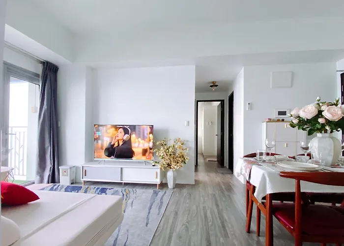 Apartment Spacious And Comfortable 3br, 2br, 1br Suitable Family Reunion Ii Seaview And Poolview Ii Next To Okada, Airport, Moa, Free Parking *