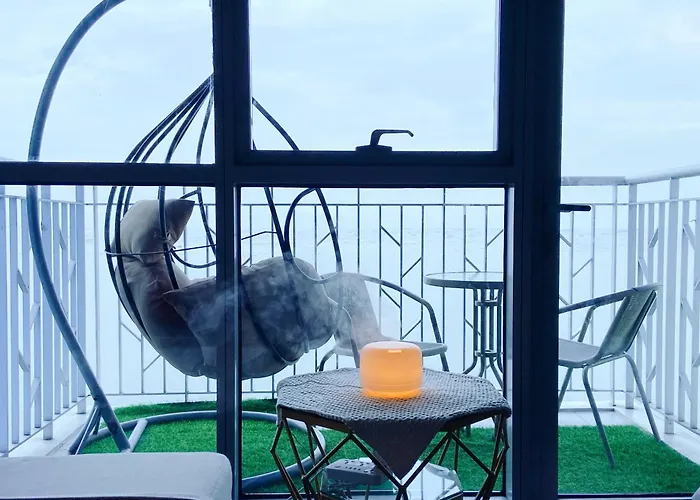 Apartment Spacious And Comfortable 3br, 2br, 1br Suitable Family Reunion Ii Seaview And Poolview Ii Next To Okada, Airport, Moa, Free Parking Manila