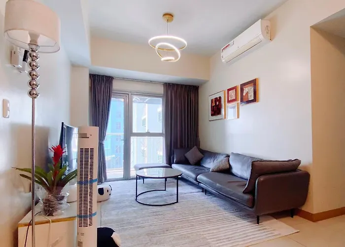Apartment Spacious And Comfortable 3br, 2br, 1br Suitable Family Reunion Ii Seaview And Poolview Ii Next To Okada, Airport, Moa, Free Parking Manila