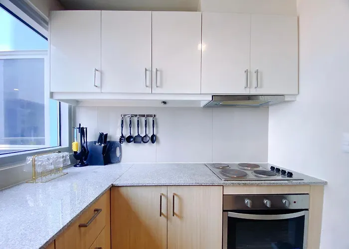 Apartment Spacious And Comfortable 3br, 2br, 1br Suitable Family Reunion Ii Seaview And Poolview Ii Next To Okada, Airport, Moa, Free Parking Manila
